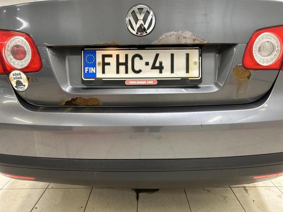 VOLKSWAGEN Jetta 2005