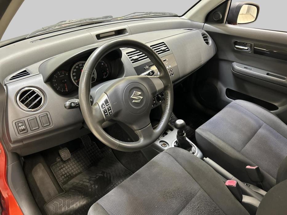 SUZUKI Swift 2007