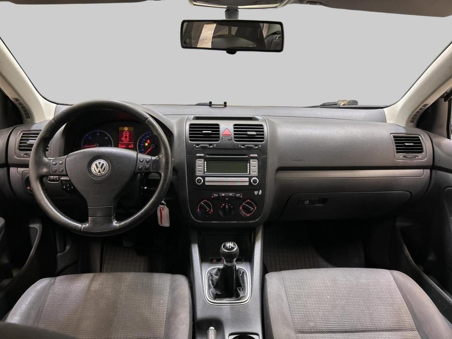 VOLKSWAGEN Jetta 2008