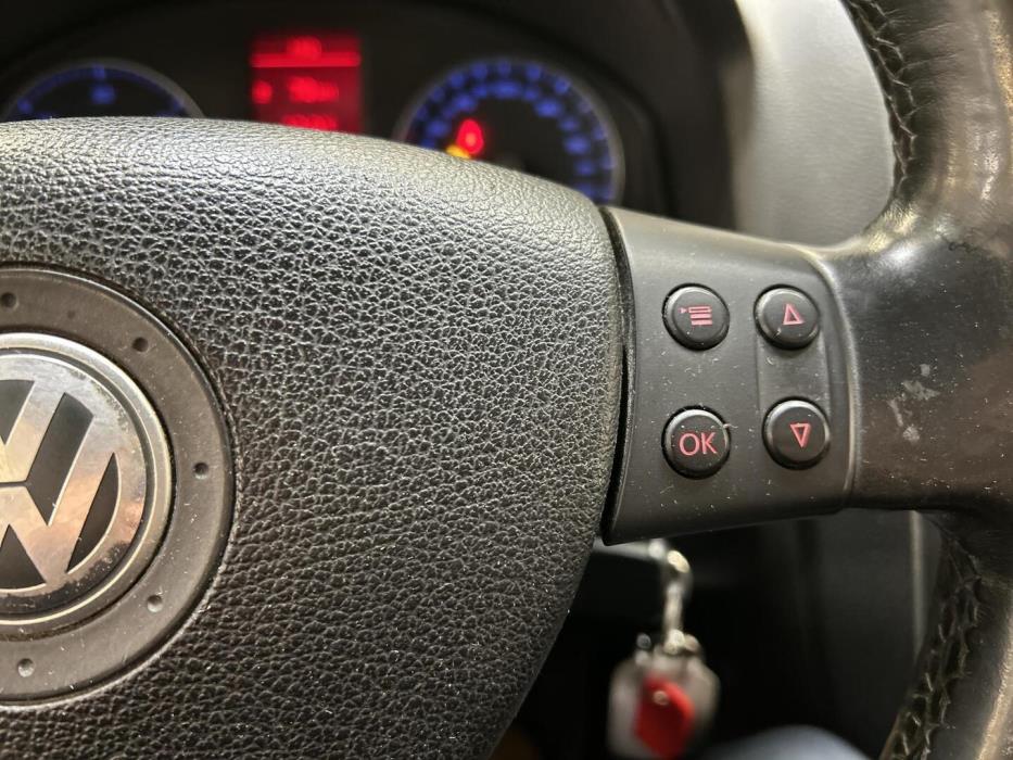 VOLKSWAGEN Jetta 2008