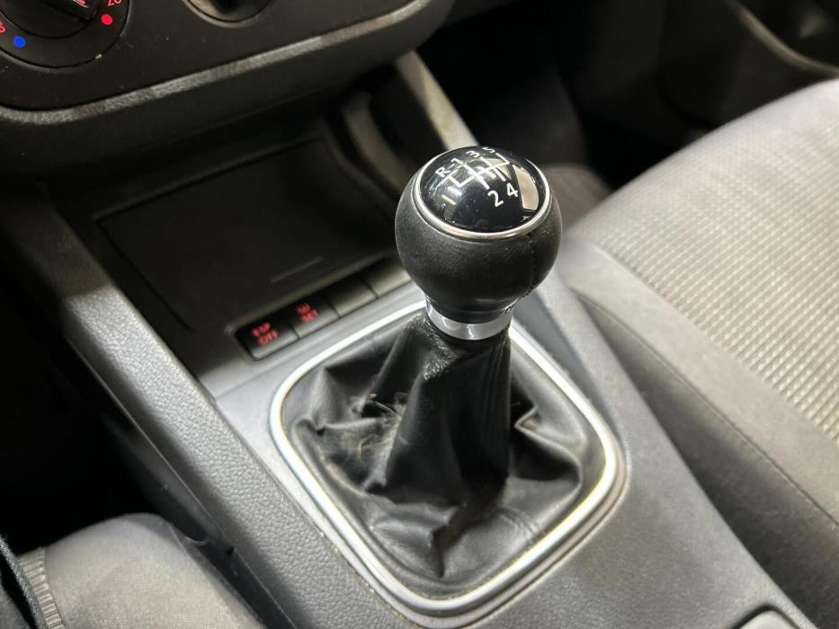 VOLKSWAGEN Jetta 2008