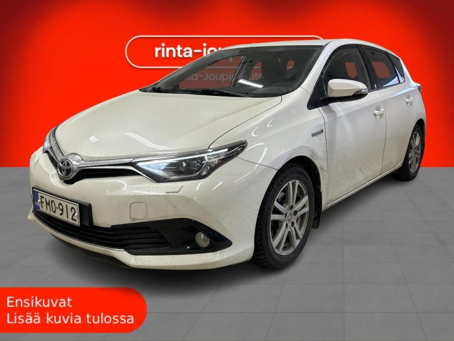 TOYOTA Auris 2017