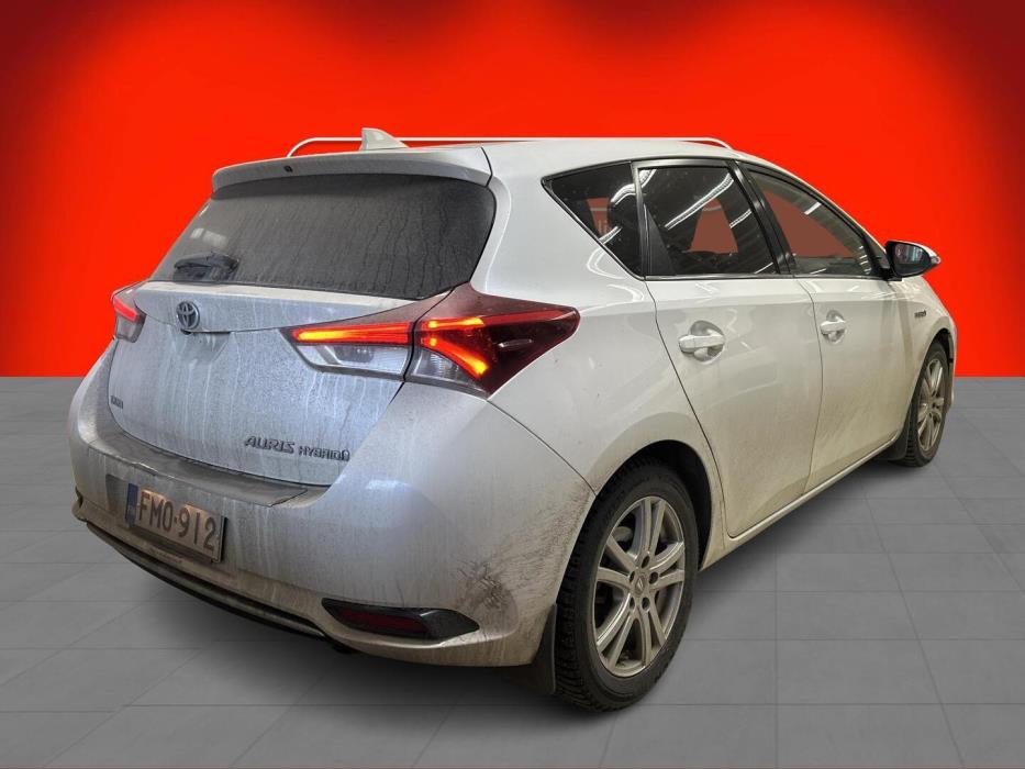 TOYOTA Auris 2017