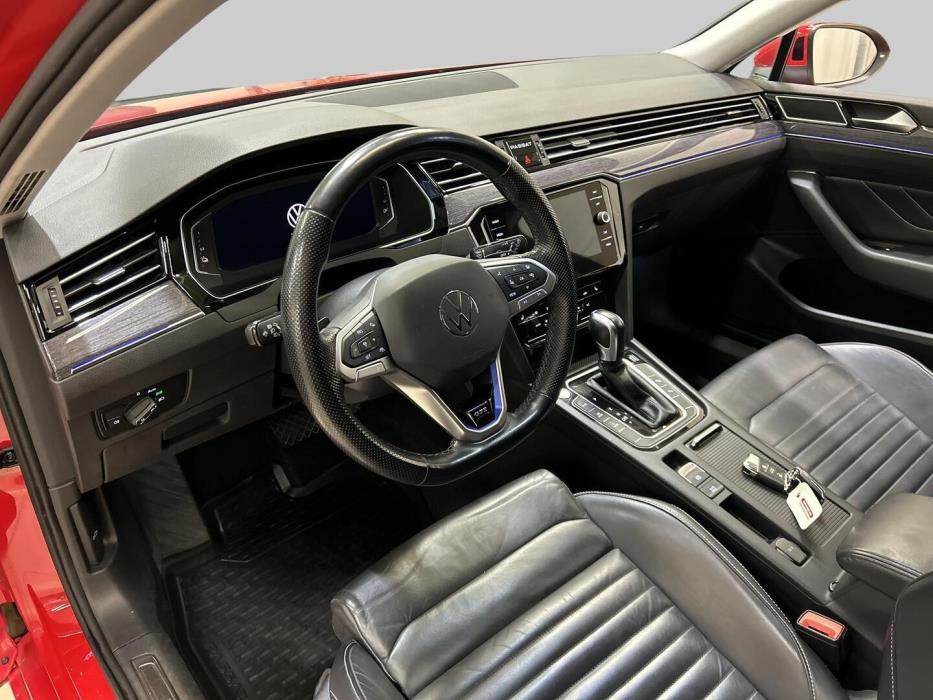 VOLKSWAGEN Passat 2021