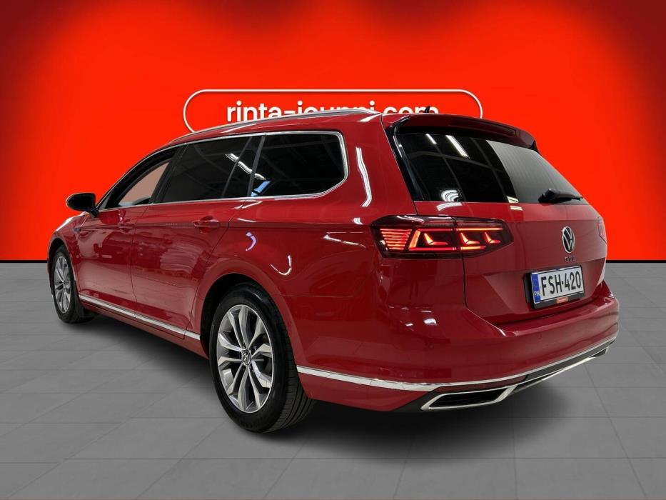 VOLKSWAGEN Passat 2021