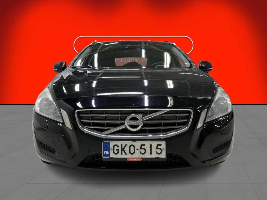 VOLVO V60 2012