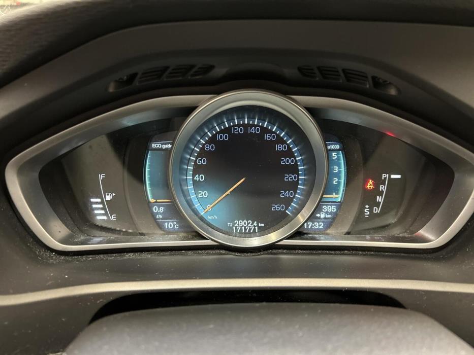 VOLVO V40 Cross Country 2015