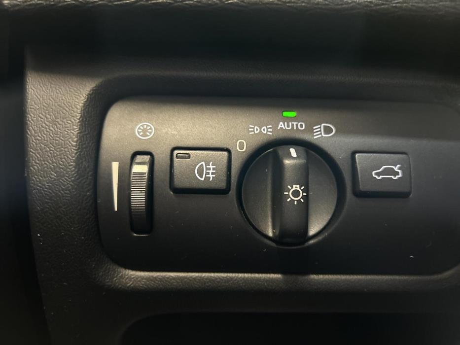 VOLVO V40 Cross Country 2015