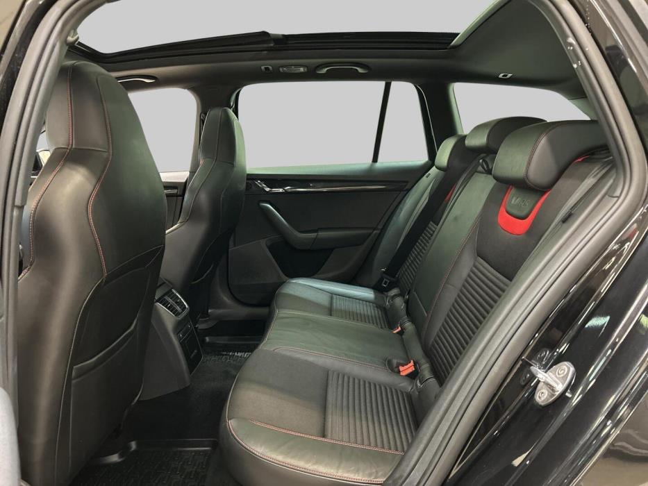 SKODA Octavia 2015
