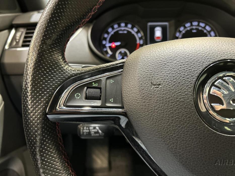 SKODA Octavia 2015