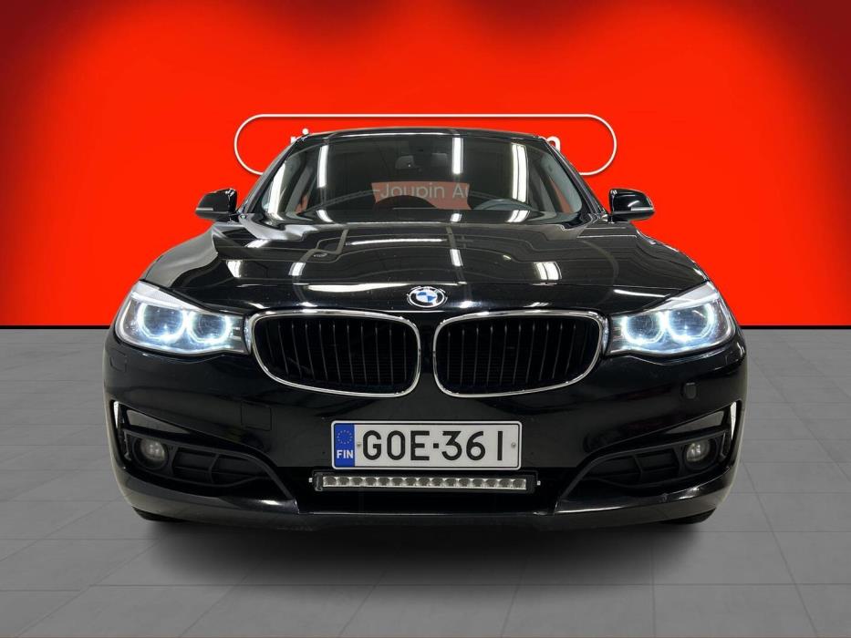 BMW 320 Gran Turismo 2016