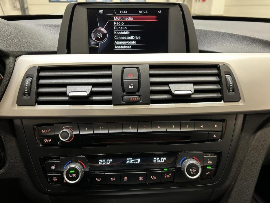 BMW 320 Gran Turismo 2016