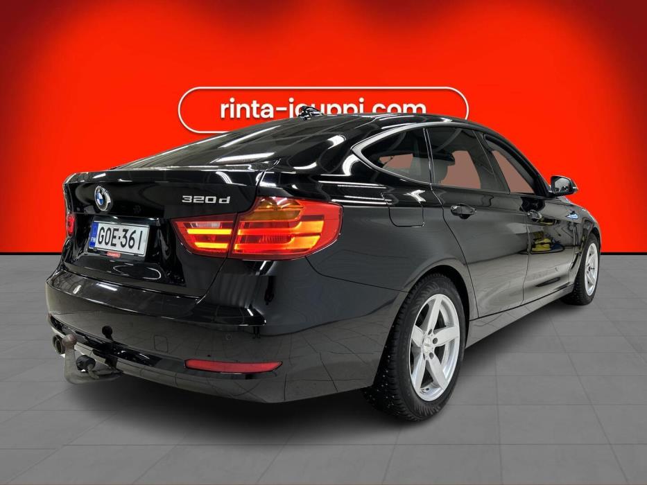 BMW 320 Gran Turismo 2016