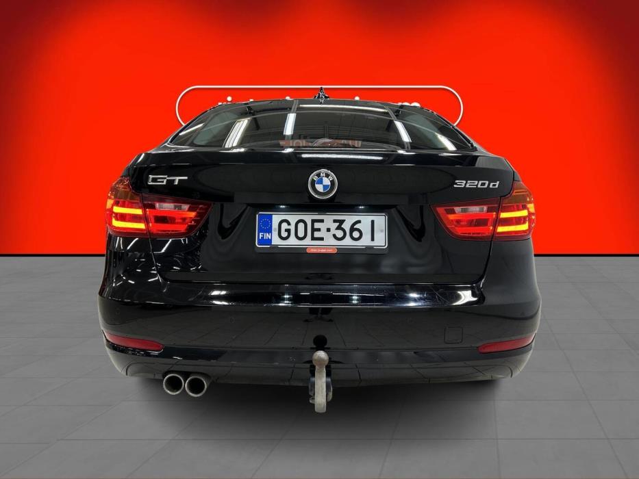 BMW 320 Gran Turismo 2016