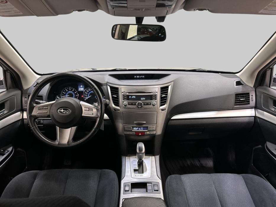 SUBARU Outback 2010