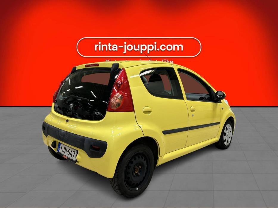PEUGEOT 107 2011