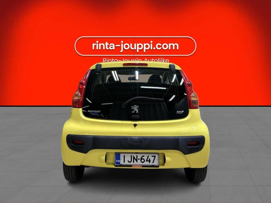 PEUGEOT 107 2011