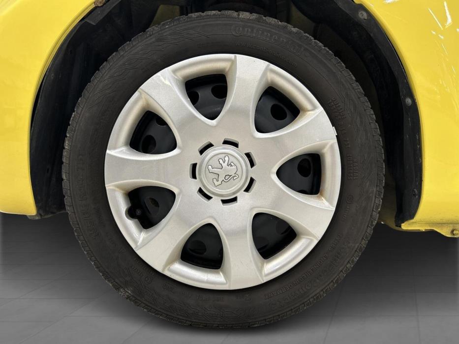 PEUGEOT 107 2011