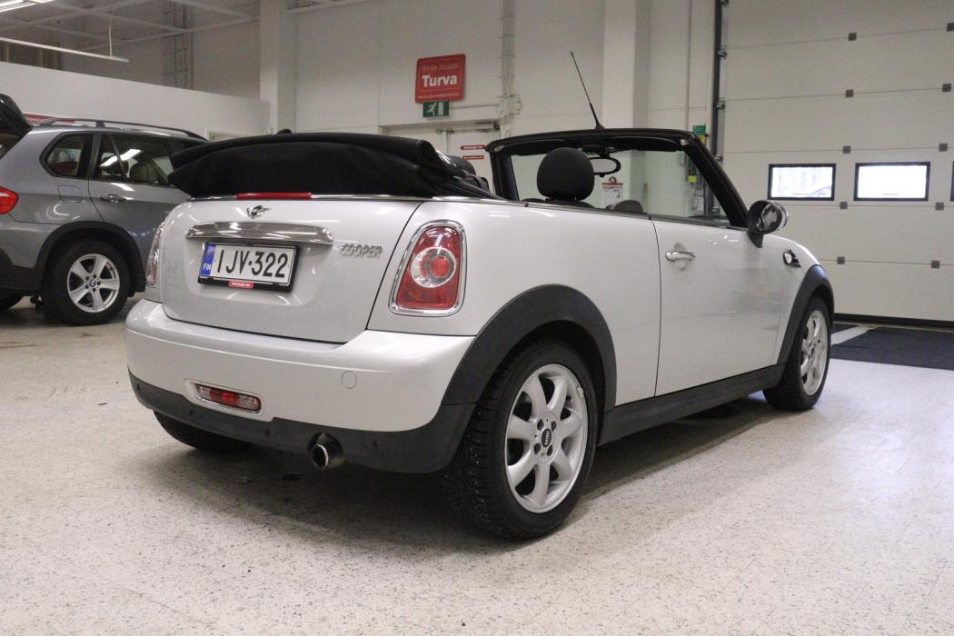 MINI Cooper 2011