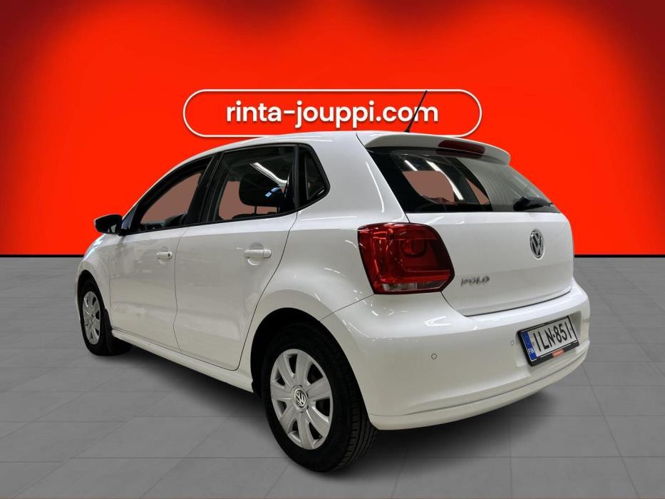 VOLKSWAGEN Polo 2014