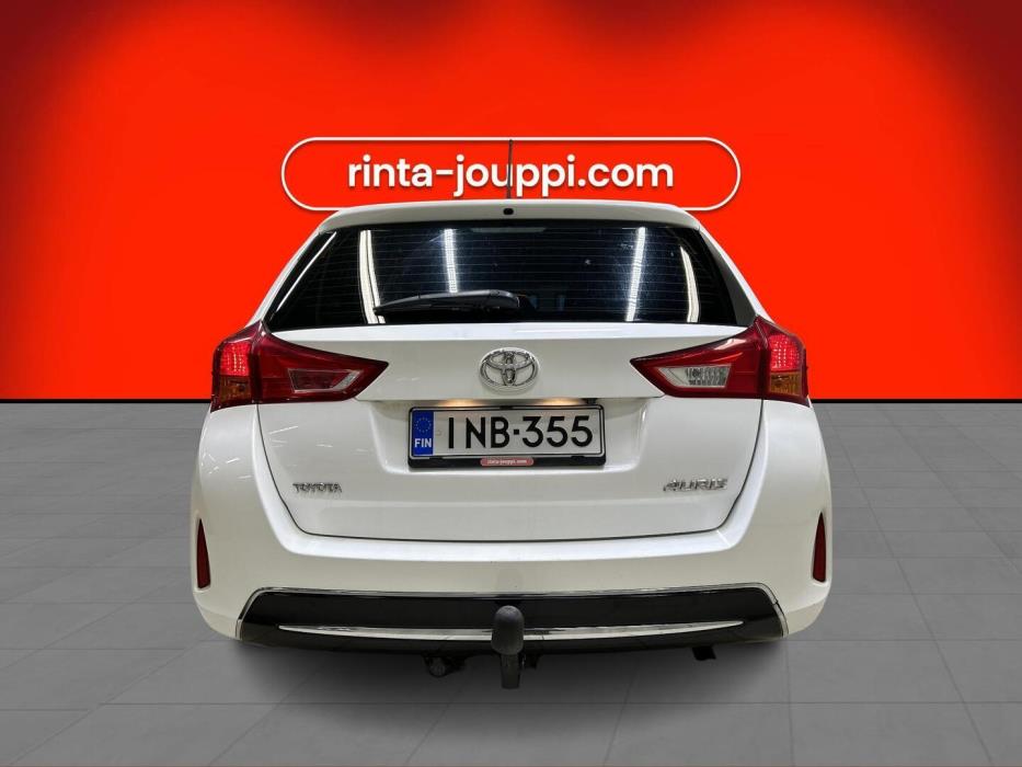 TOYOTA Auris 2014