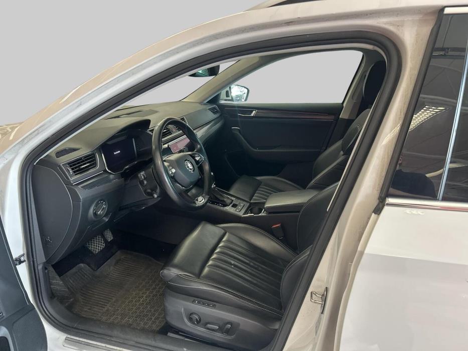 SKODA Superb 2021