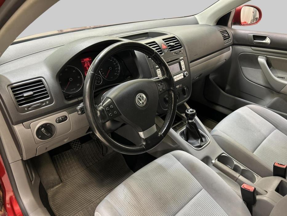 VOLKSWAGEN Jetta 2008
