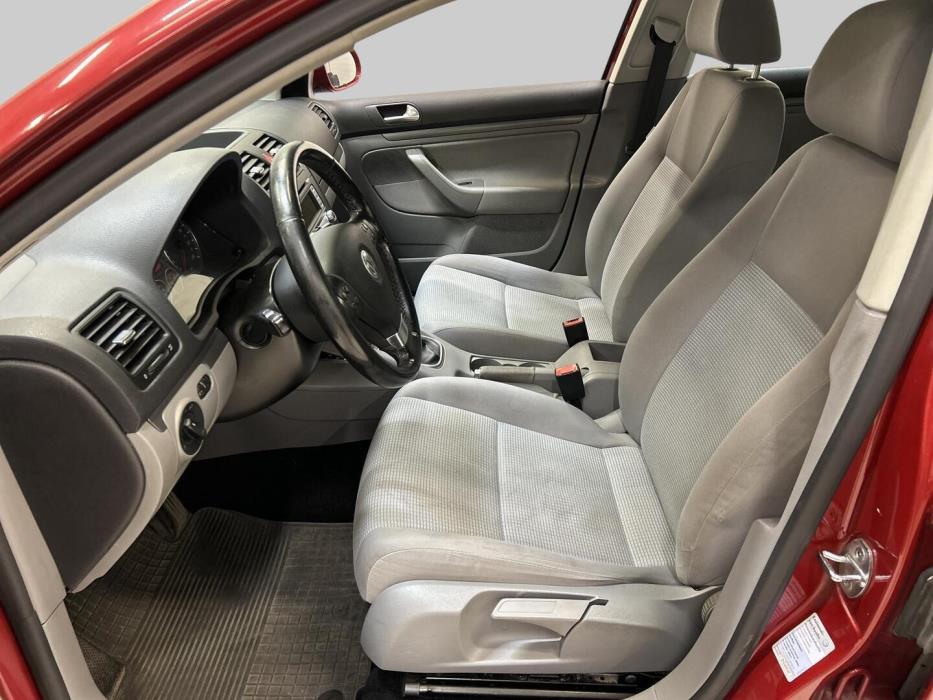 VOLKSWAGEN Jetta 2008