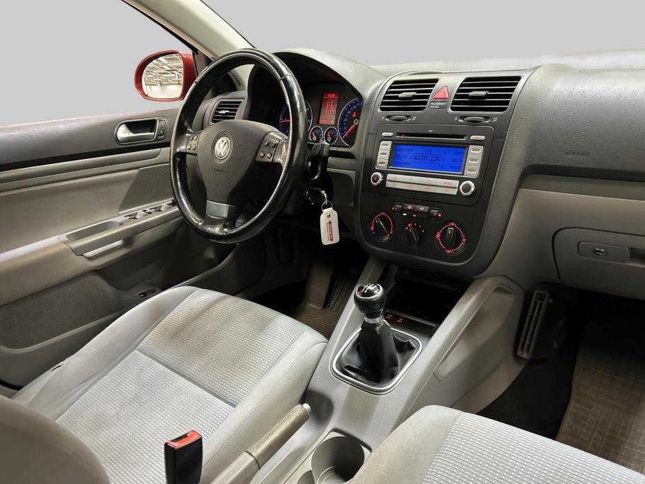 VOLKSWAGEN Jetta 2008