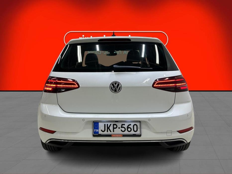 VOLKSWAGEN Golf 2017