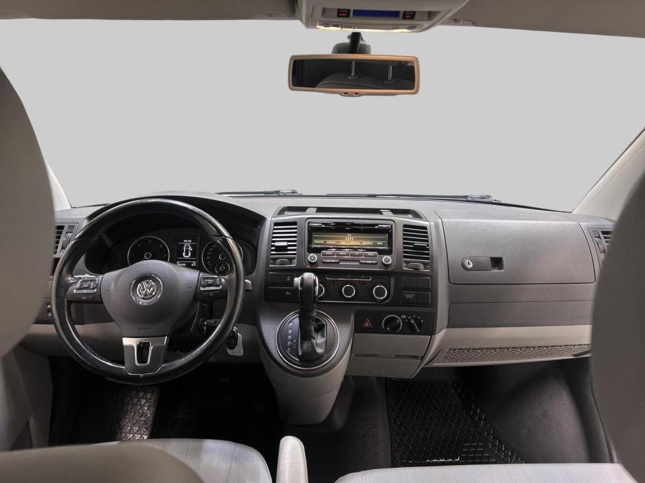 VOLKSWAGEN Transporter 2015