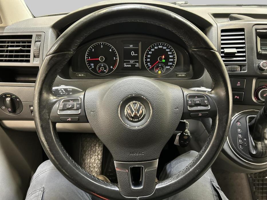 VOLKSWAGEN Transporter 2015