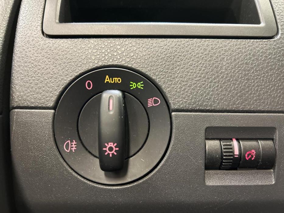 VOLKSWAGEN Transporter 2015