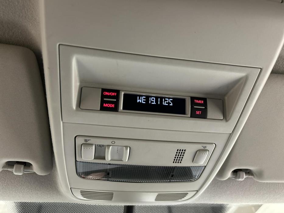 VOLKSWAGEN Transporter 2015