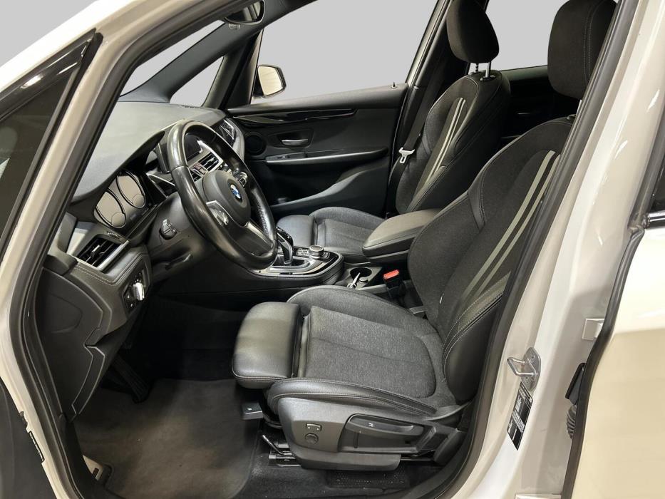 BMW 218 2022