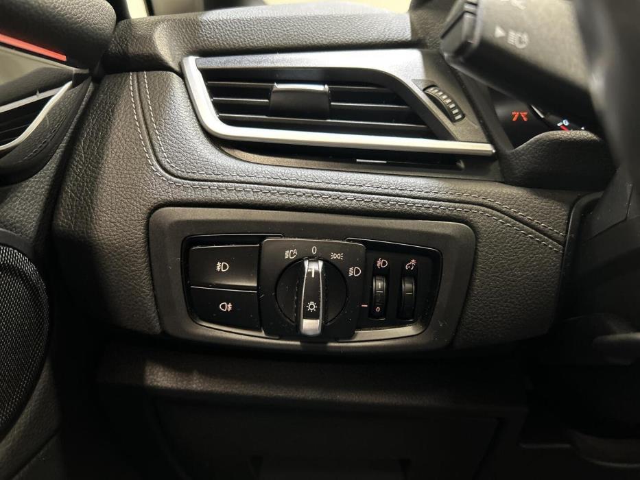 BMW 218 2022