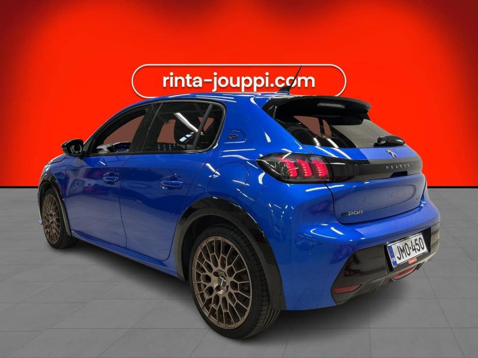 PEUGEOT E-208 2021