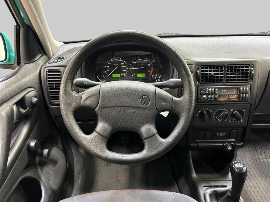 VOLKSWAGEN Polo 1996