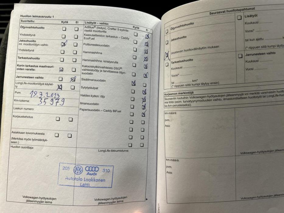 VOLKSWAGEN Transporter 2012