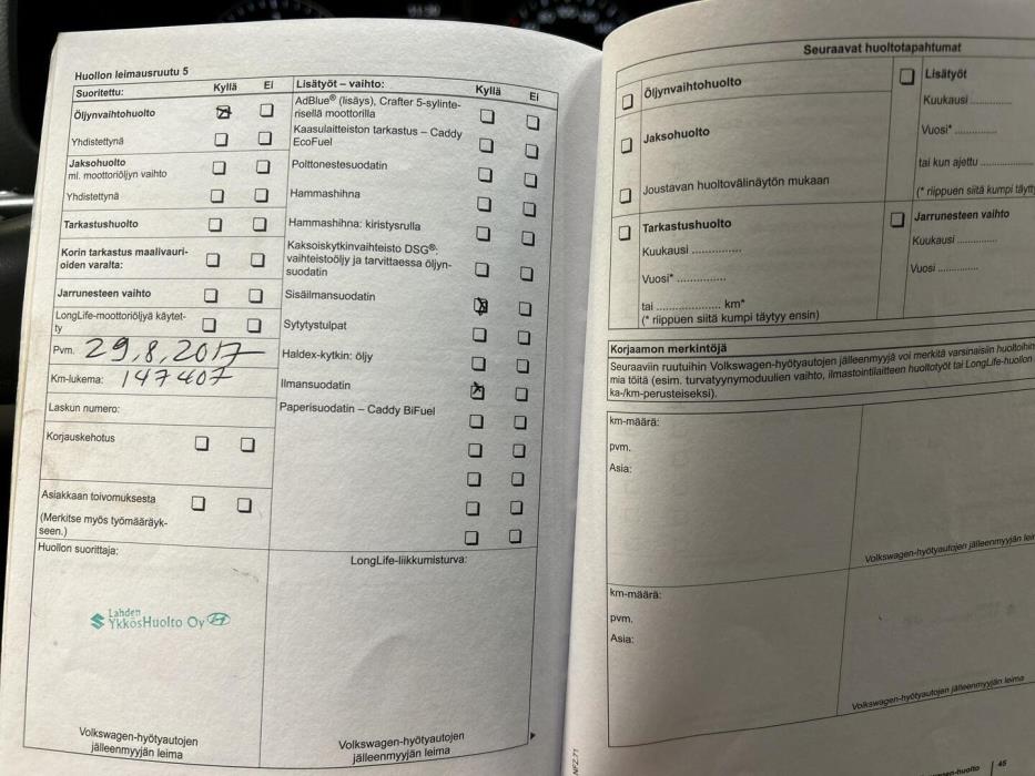 VOLKSWAGEN Transporter 2012