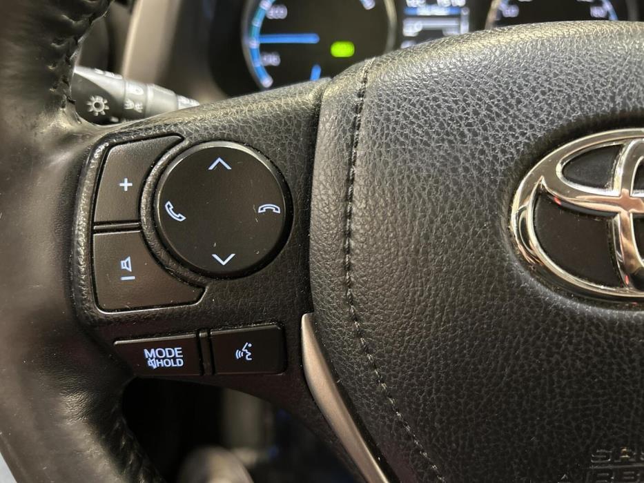 TOYOTA RAV4 2018