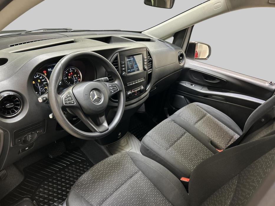 MERCEDES-BENZ VITO 2022