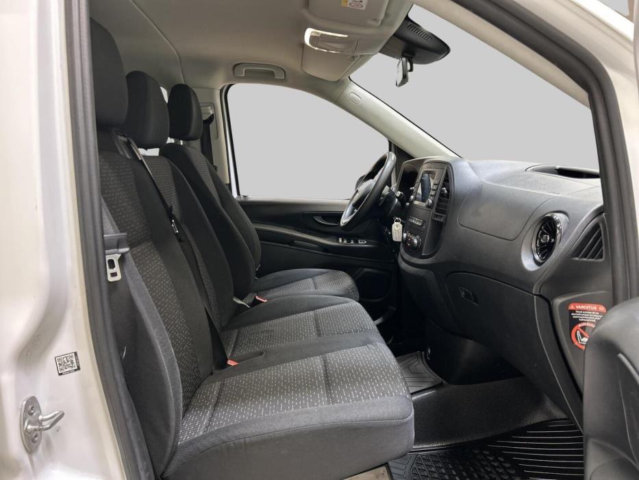 MERCEDES-BENZ VITO 2022