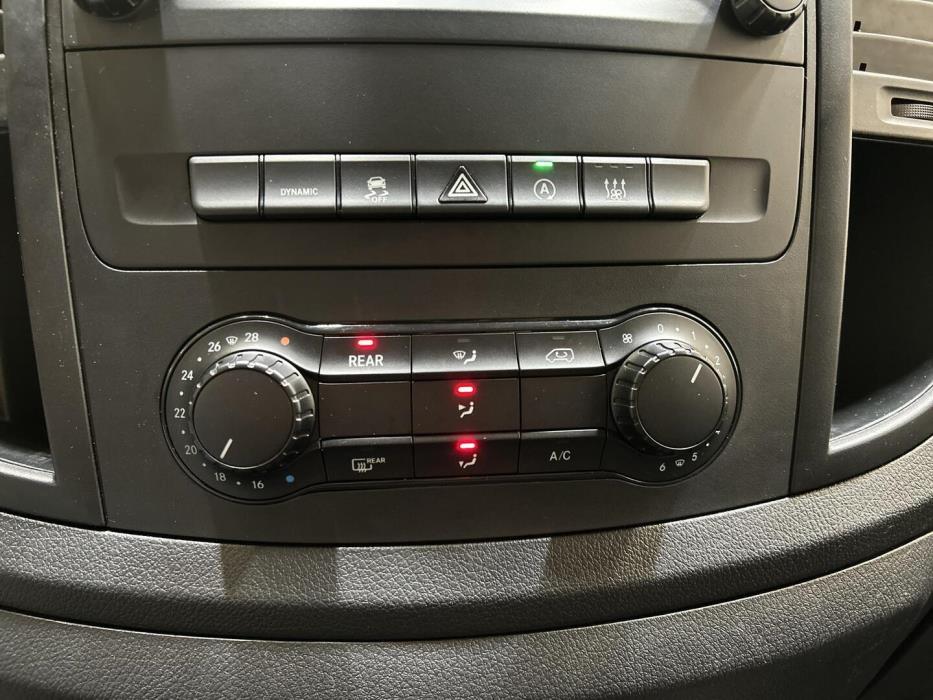 MERCEDES-BENZ VITO 2022