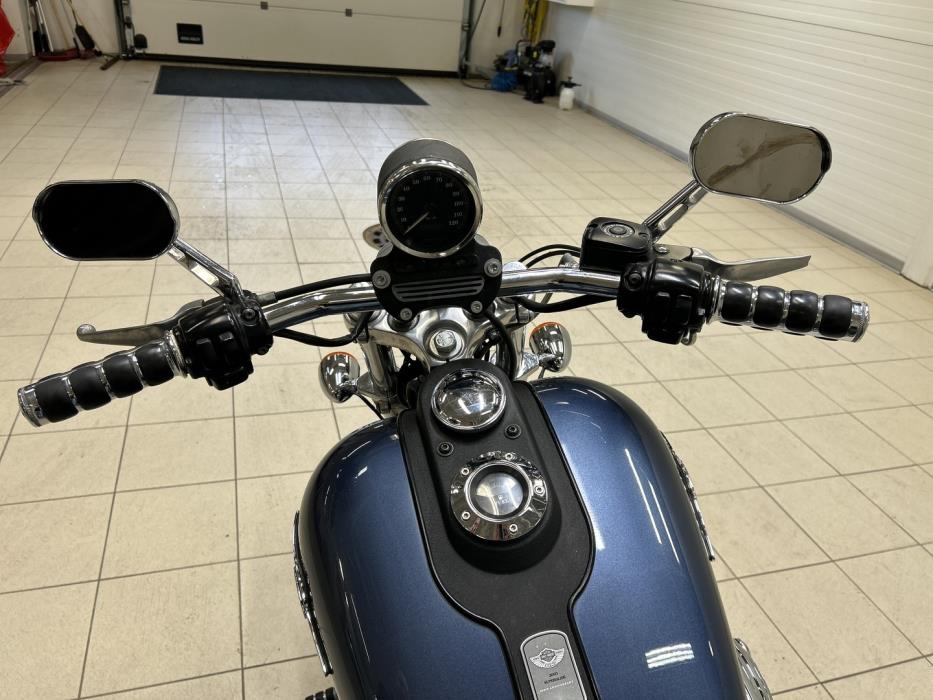 HARLEY-DAVIDSON DYNA 2003