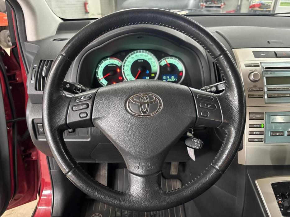 TOYOTA Corolla Verso 2008