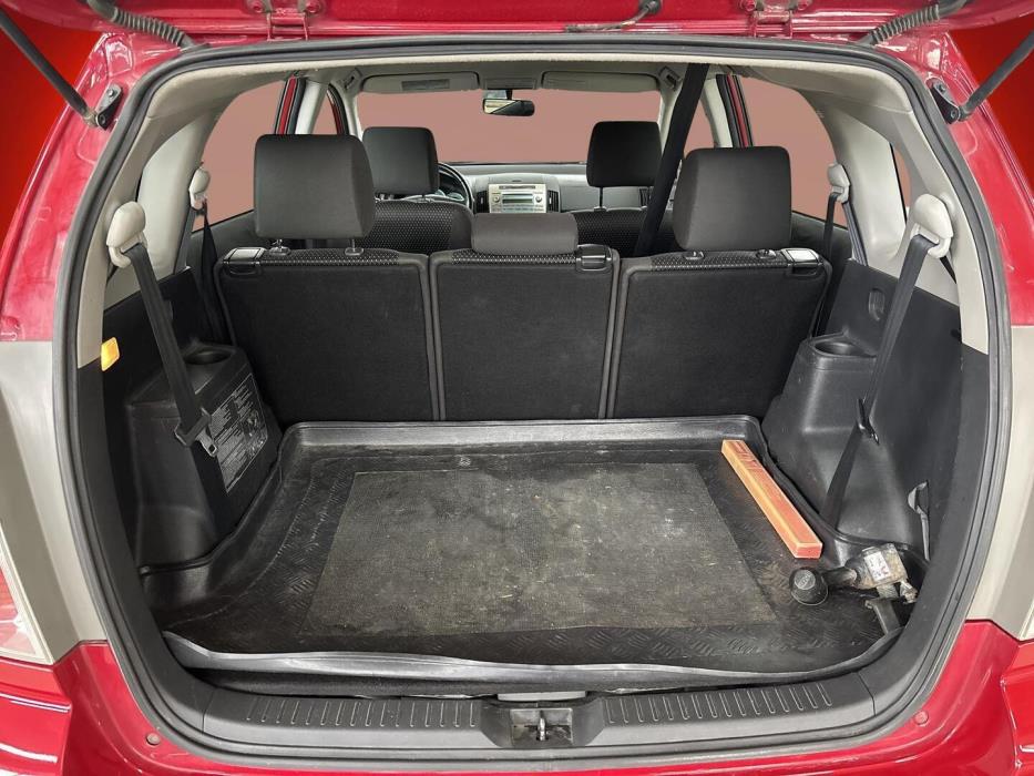 TOYOTA Corolla Verso 2008