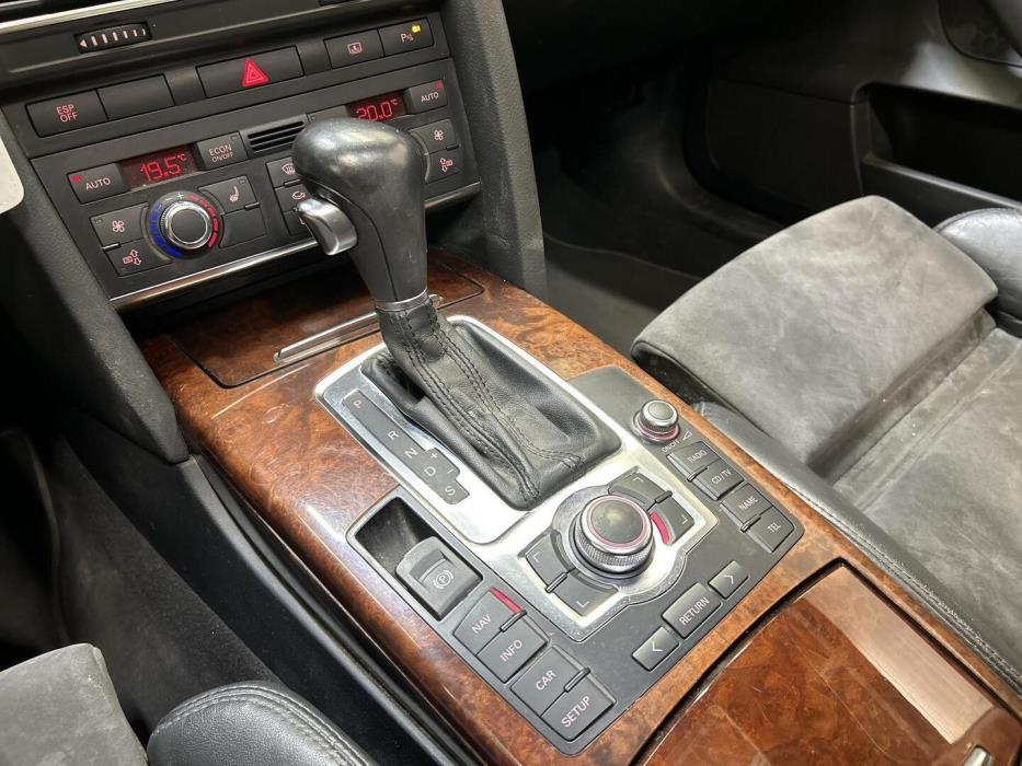AUDI A6 2006