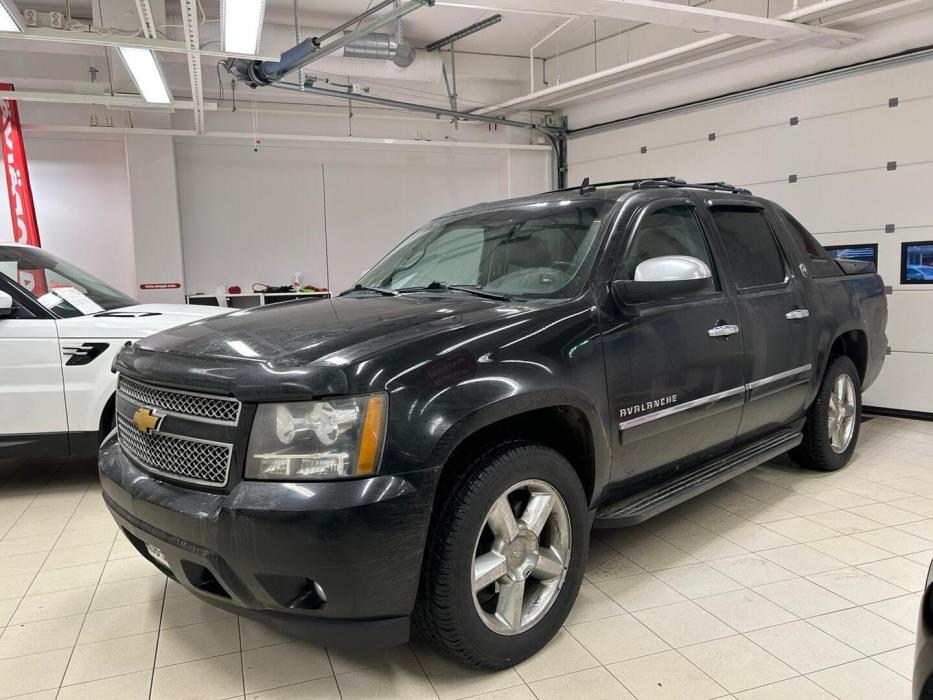 CHEVROLET Avalanche 2012