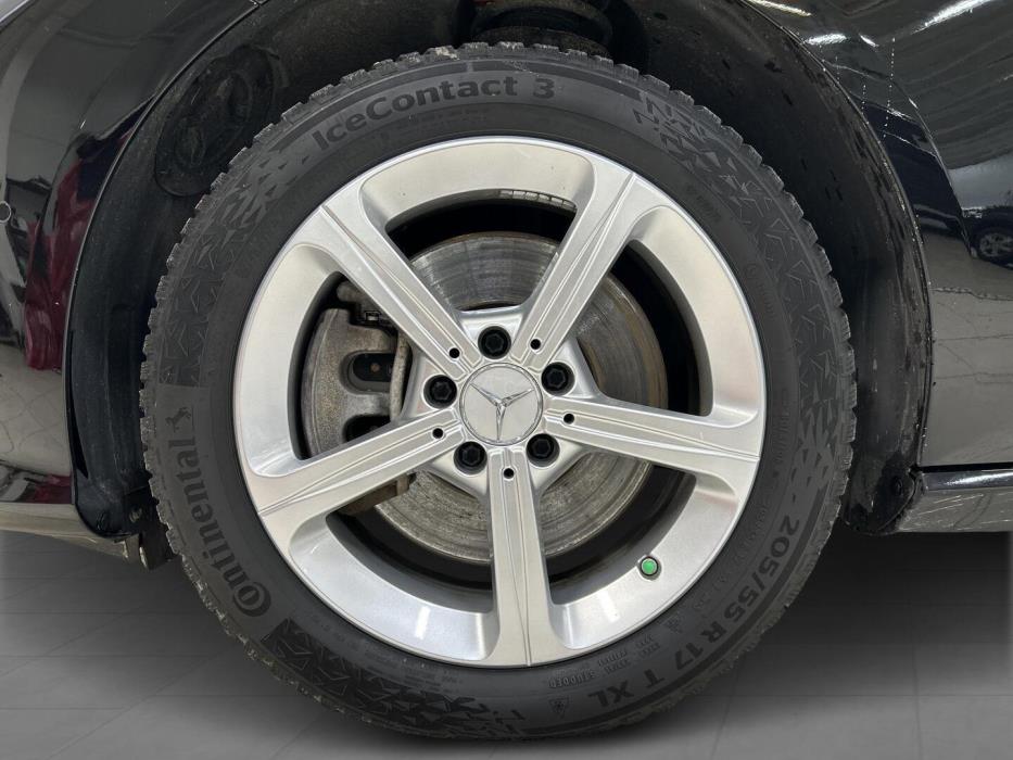 MERCEDES-BENZ CLA 2023